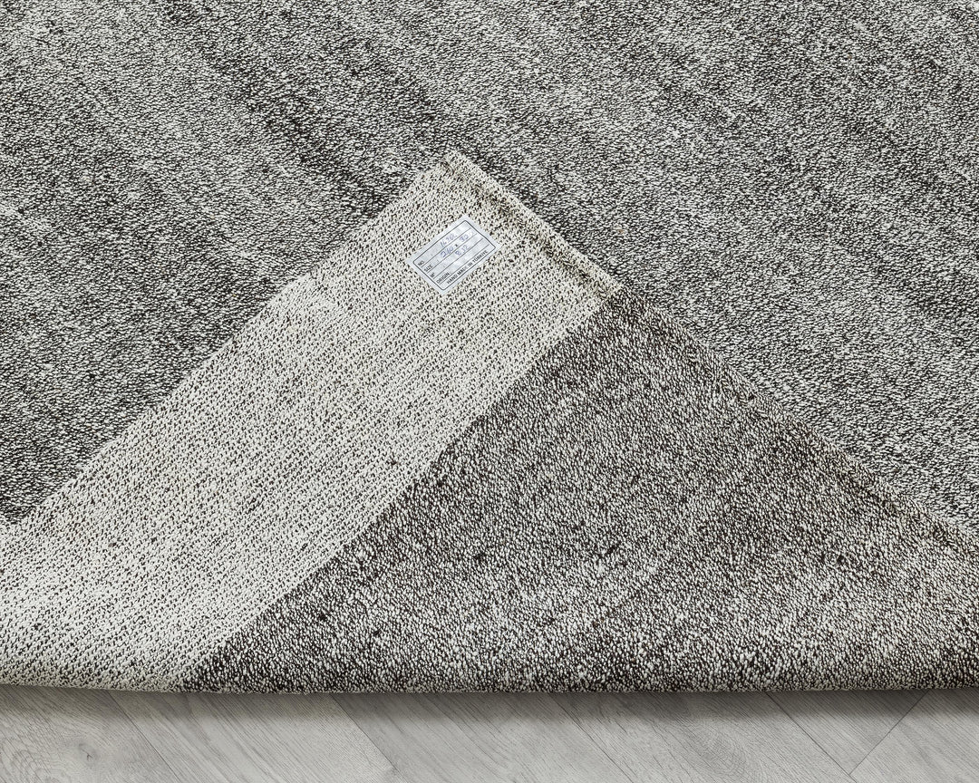 Gray Kilim Rug 8' 6" x 10' 6" | No. VR23080