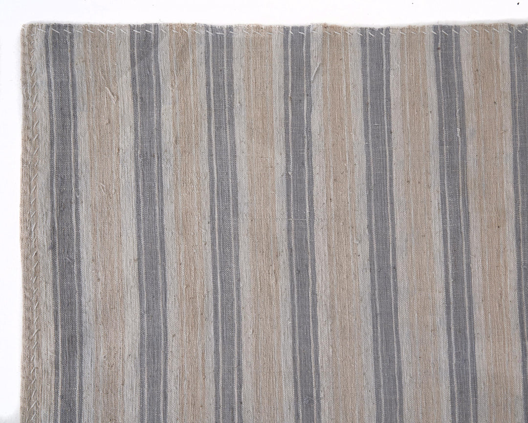 Neutral Kilim Rug 5' 6" x 8' 8" | No. VR81286