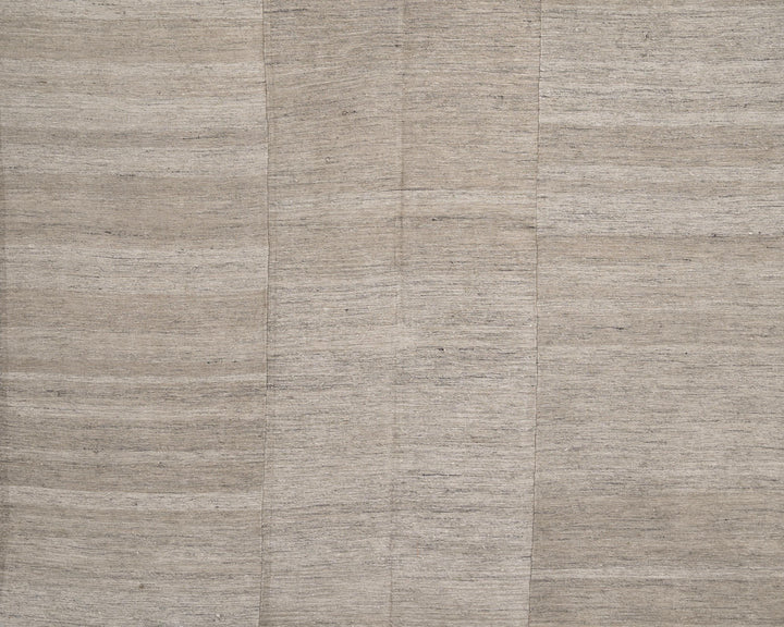 Brown Kilim Rug 6' 5" x 10' 7" | No. VR10710