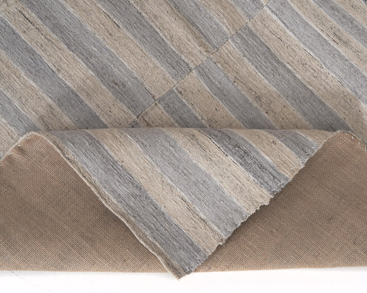 Neutral Kilim Rug 6' 1" x 9' | No. VR65674