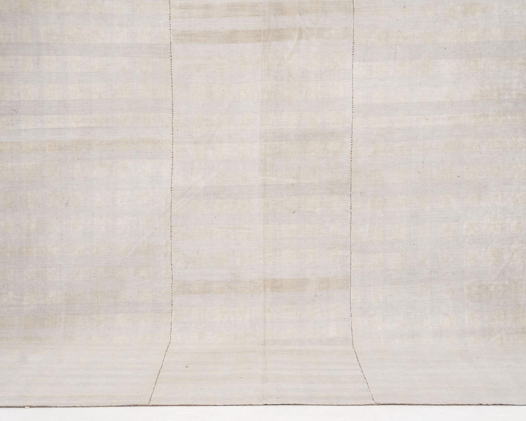 Faded Kilim Rug 5' 6" x 8' 11" | No. VR54992