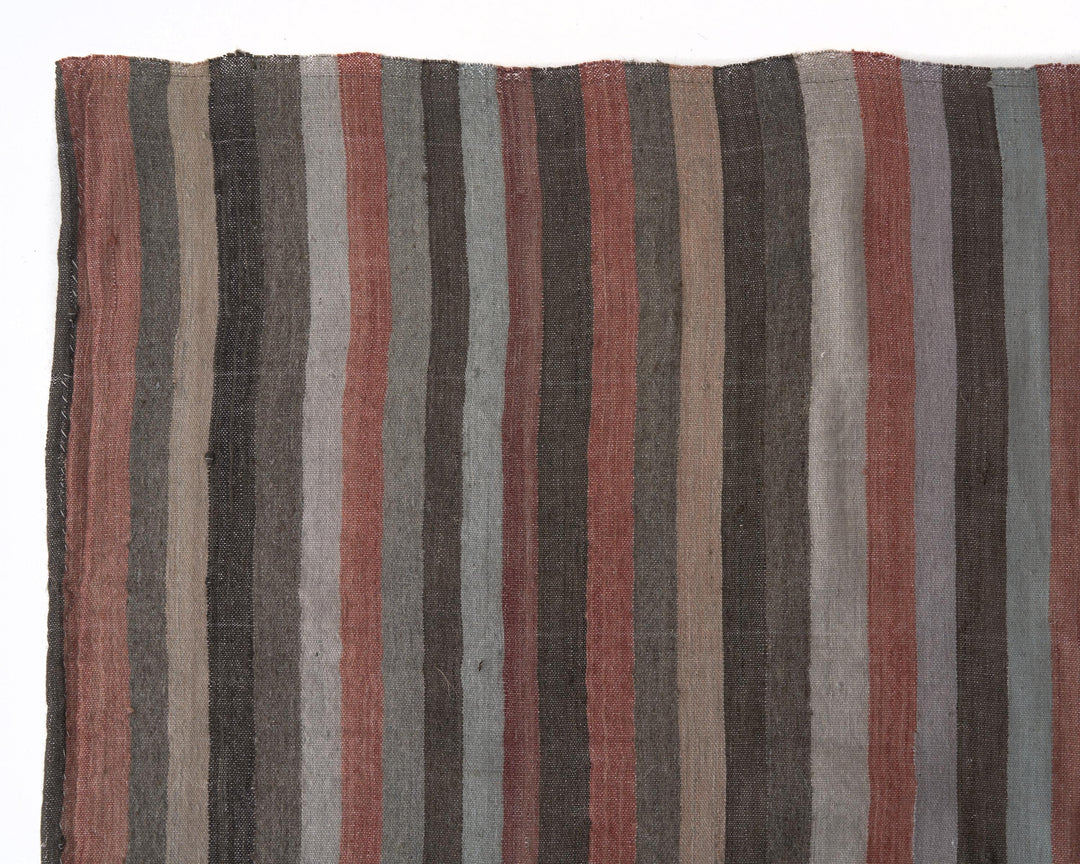 Kilim Rug 6' x 9' | No. VR73170