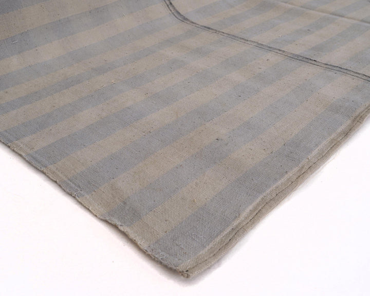 Neutral Kilim Rug 5' 7" x 8' 4" | No. VR96004
