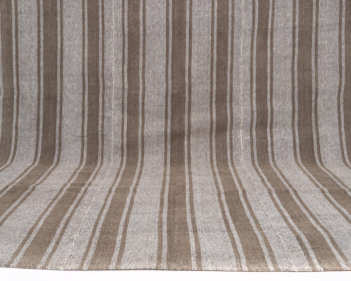 Kilim Rug 6' 7" x 10' 4" | No. VR34528