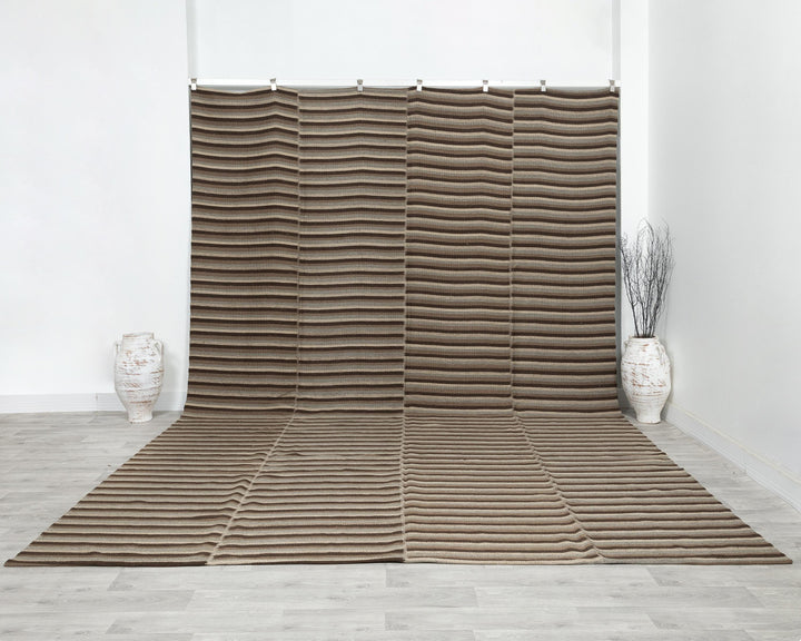 Kilim Rug 10' x 13' 1" | No. VR23971