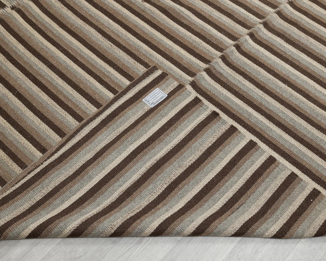 Kilim Rug 10' x 13' 1" | No. VR23971