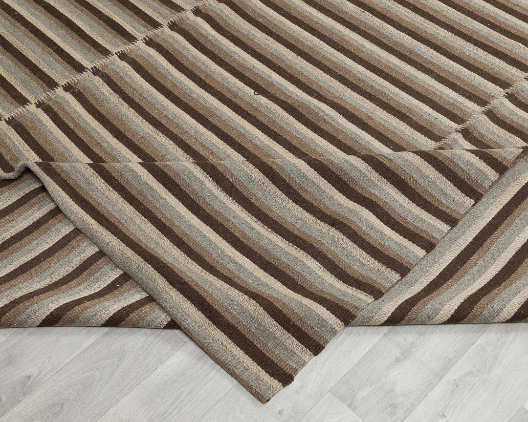 Kilim Rug 10' x 13' 1" | No. VR23971