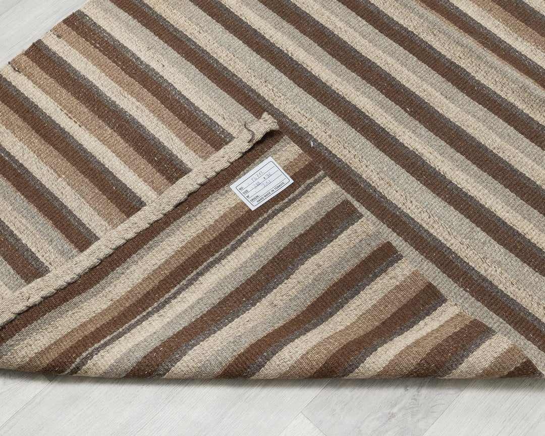 Brown Runner Rug 2' 11" x 12' 9" | No. VR21395