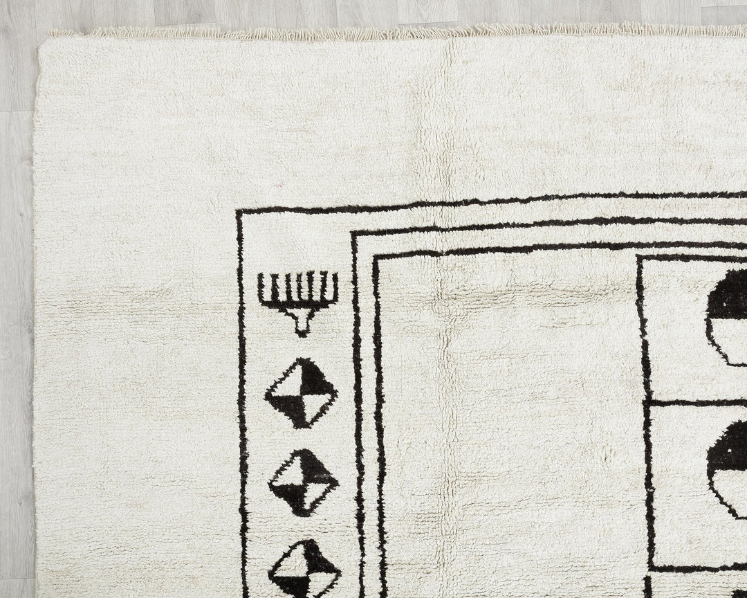 White Vintage Turkish Rug 10' 2" x 12' 4" | No. VR76768