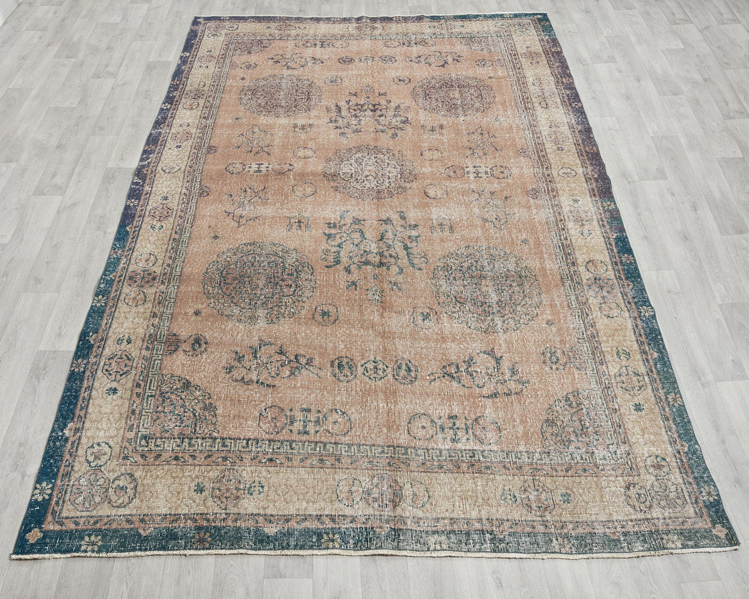 Vintage Turkish Rug 6' 7" x 10' 4" | No. VR99957