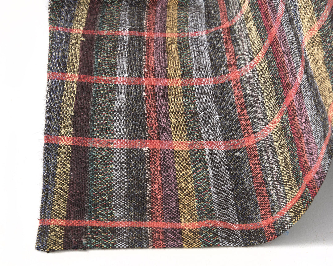 Kilim Rug 7' 9" x 5' 3" | No. VR23589