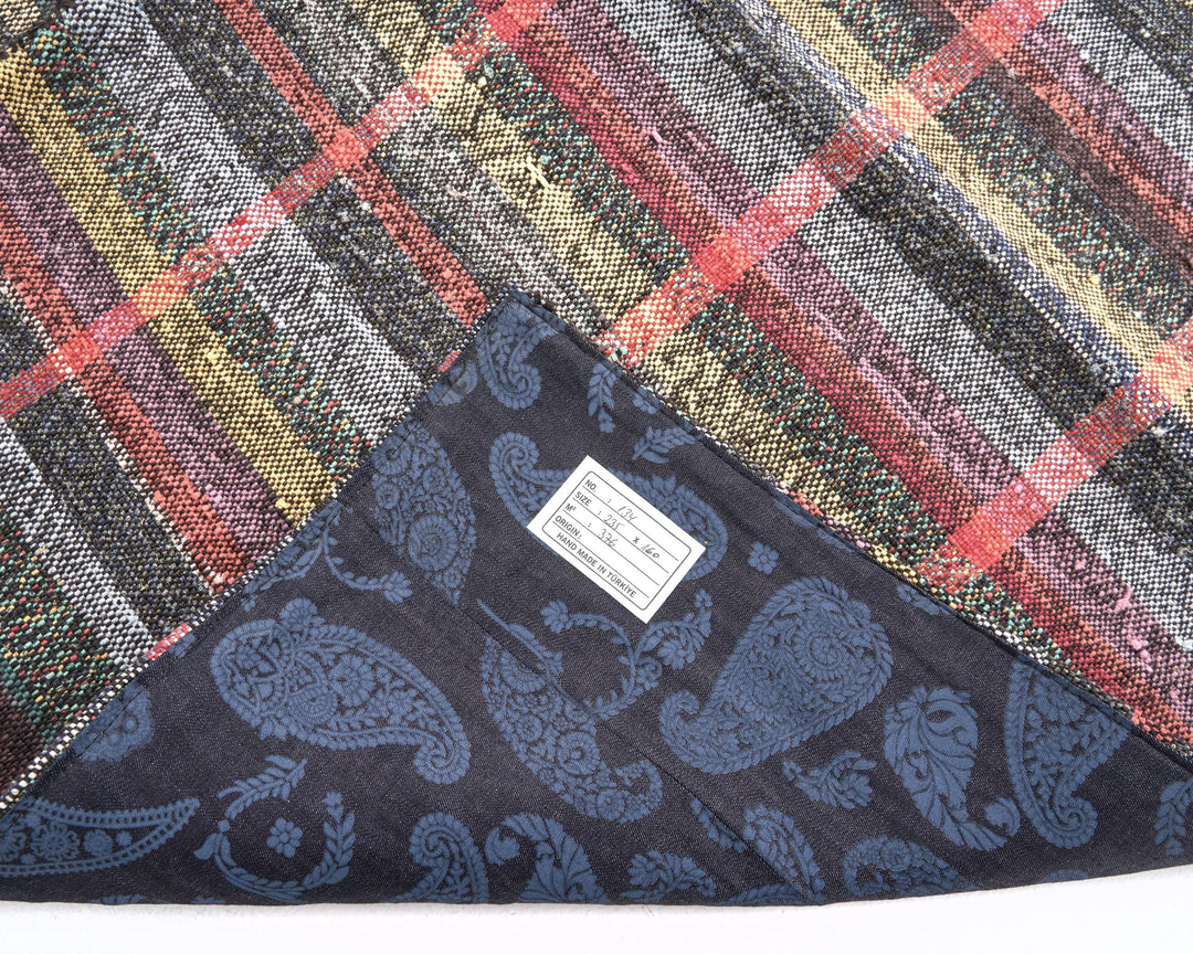 Kilim Rug 7' 9" x 5' 3" | No. VR23589
