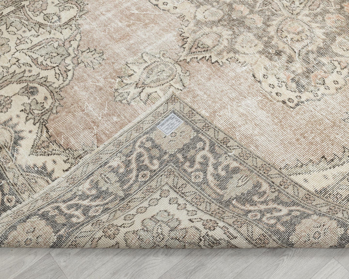 Oushak Rug 6' 3" x 9' 10" | No. VR17527