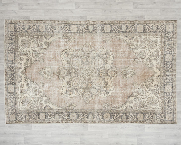 Oushak Rug 6' 3" x 9' 10" | No. VR17527