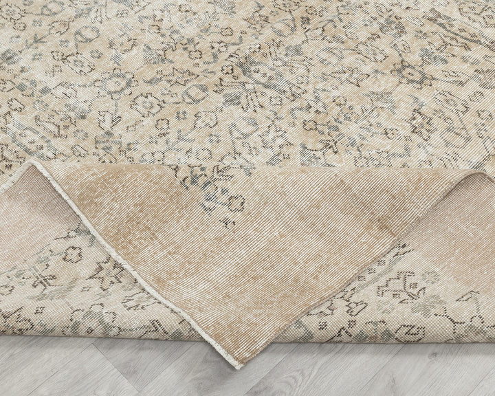 Faded Oushak Rug 6' 11" x 10' | No. VR86985
