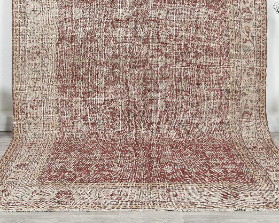 Neutral Oushak Rug 6' 6" x 10' 6" | No. VR56689