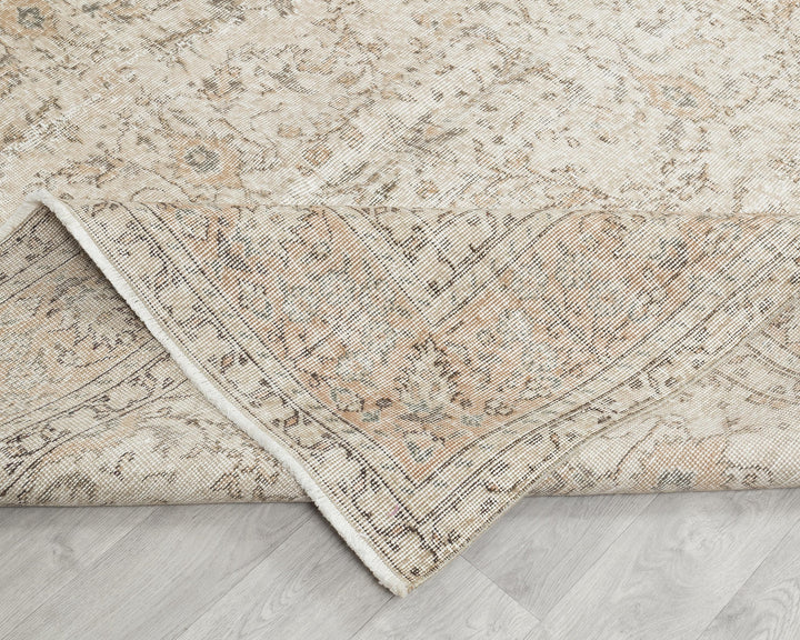 Neutral Oushak Rug 7' 1" x 10' 4" | No. VR46417