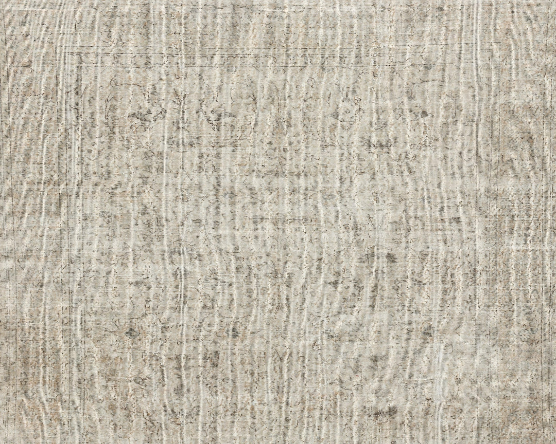 Neutral Oushak Rug 7' 1" x 10' 4" | No. VR46417