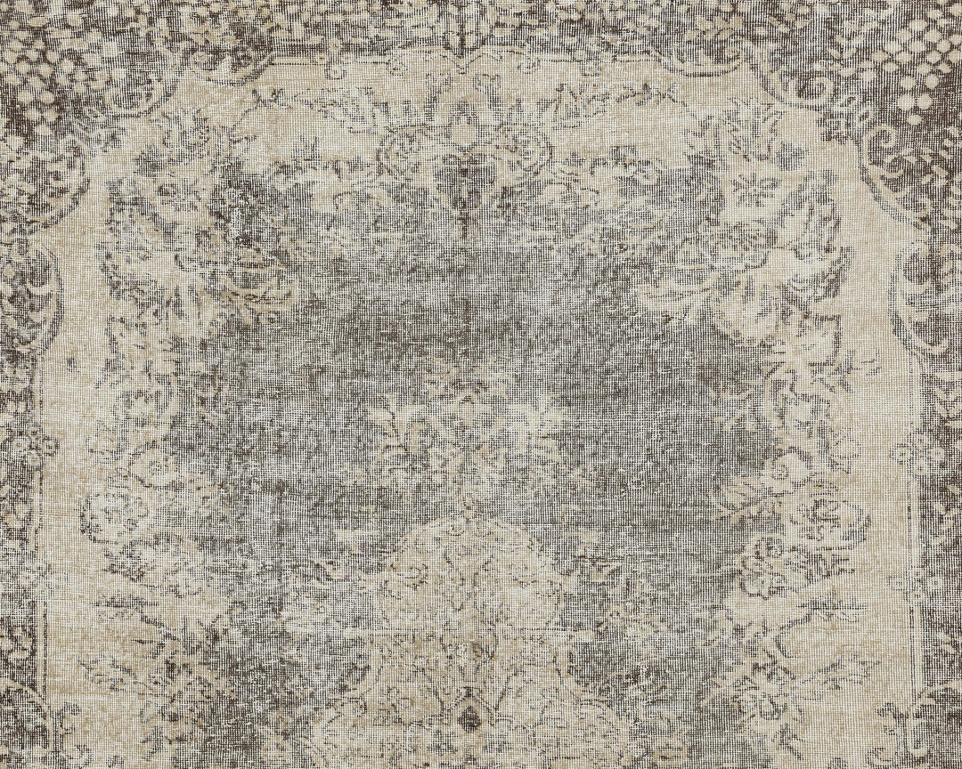 Oushak Rug 6' 9" x 10' 2" | No. VR37941