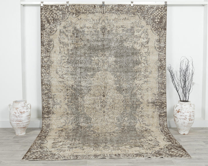 Oushak Rug 6' 9" x 10' 2" | No. VR37941