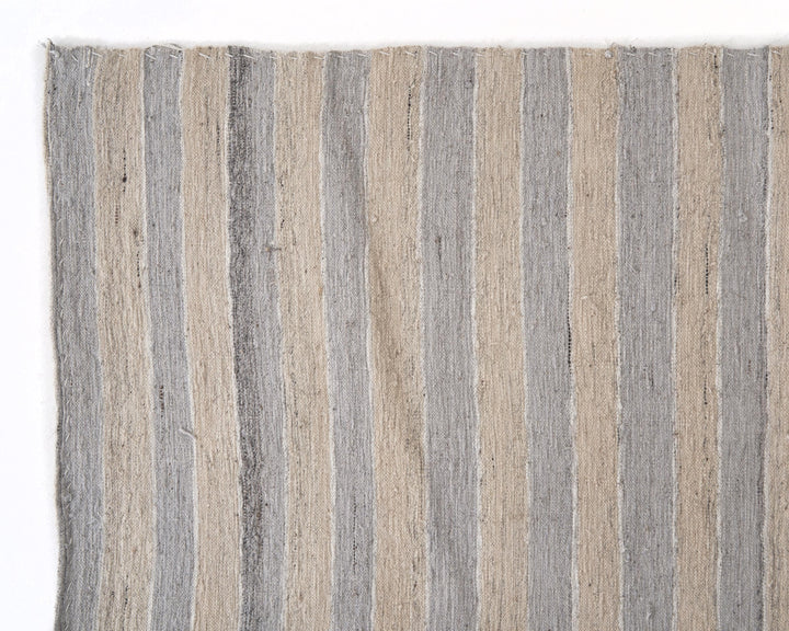 Neutral Kilim Rug 6' 1" x 9' | No. VR65674