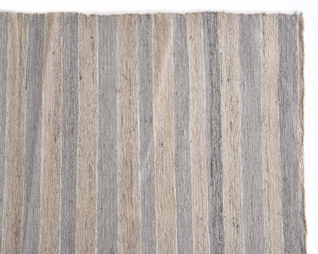 Neutral Kilim Rug 6' 1" x 9' | No. VR65674