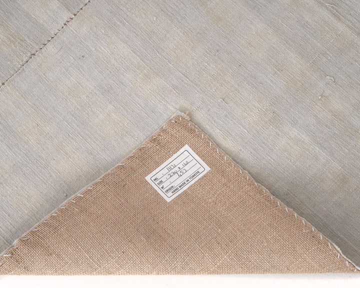 Faded Kilim Rug 5' 6" x 8' 11" | No. VR54992
