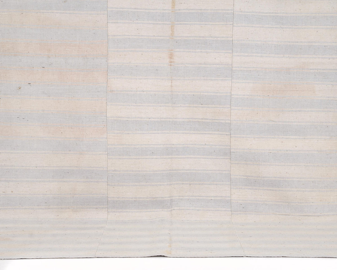 Neutral Kilim Rug 5' 5" x 8' 6" | No. VR18668
