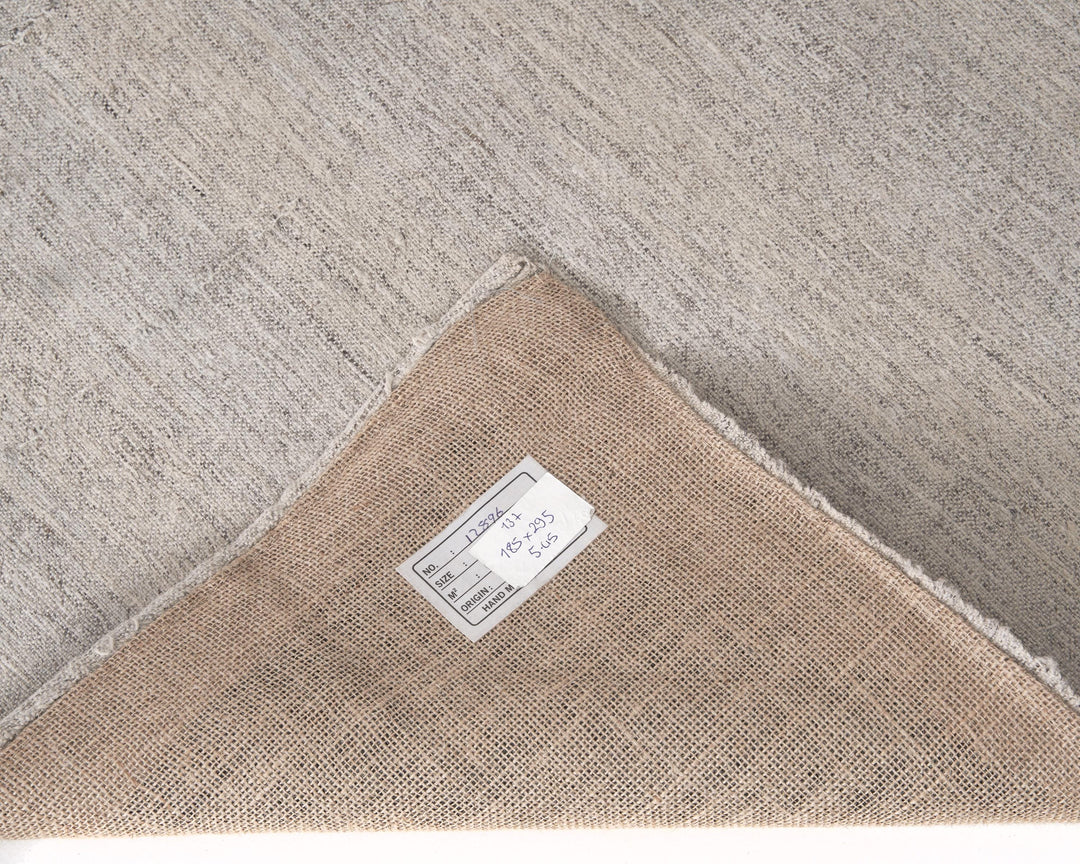 Neutral Kilim Rug 6' 1" x 9' 8" | No. VR12582