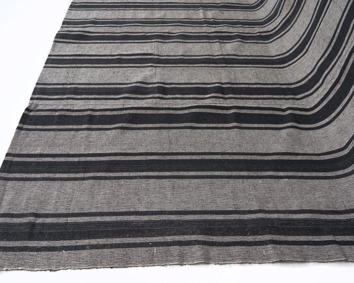 Kilim Rug 8' 4" x 9' 10" | No. VR44933