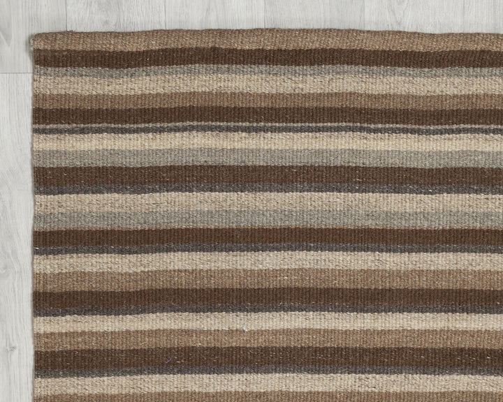 Brown Runner Rug 2' 11" x 12' 9" | No. VR21395
