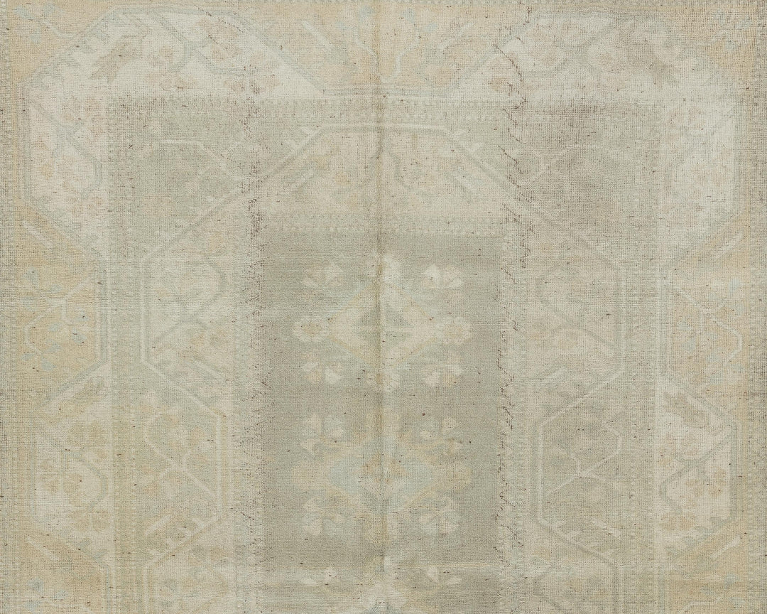 Beige Oushak Rug 5' 5" x 9' 6" | No. VR98399
