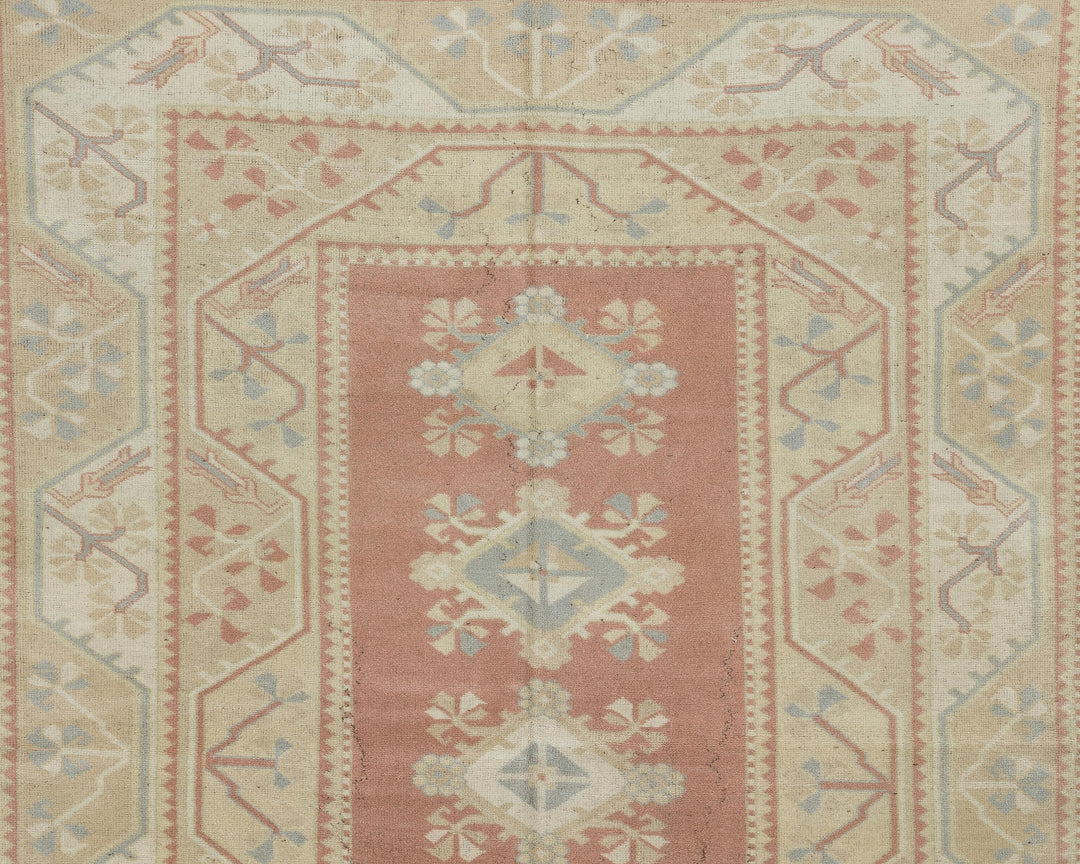 Faded Oushak Rug 5' 3" x 7' 7" | No. VR82788