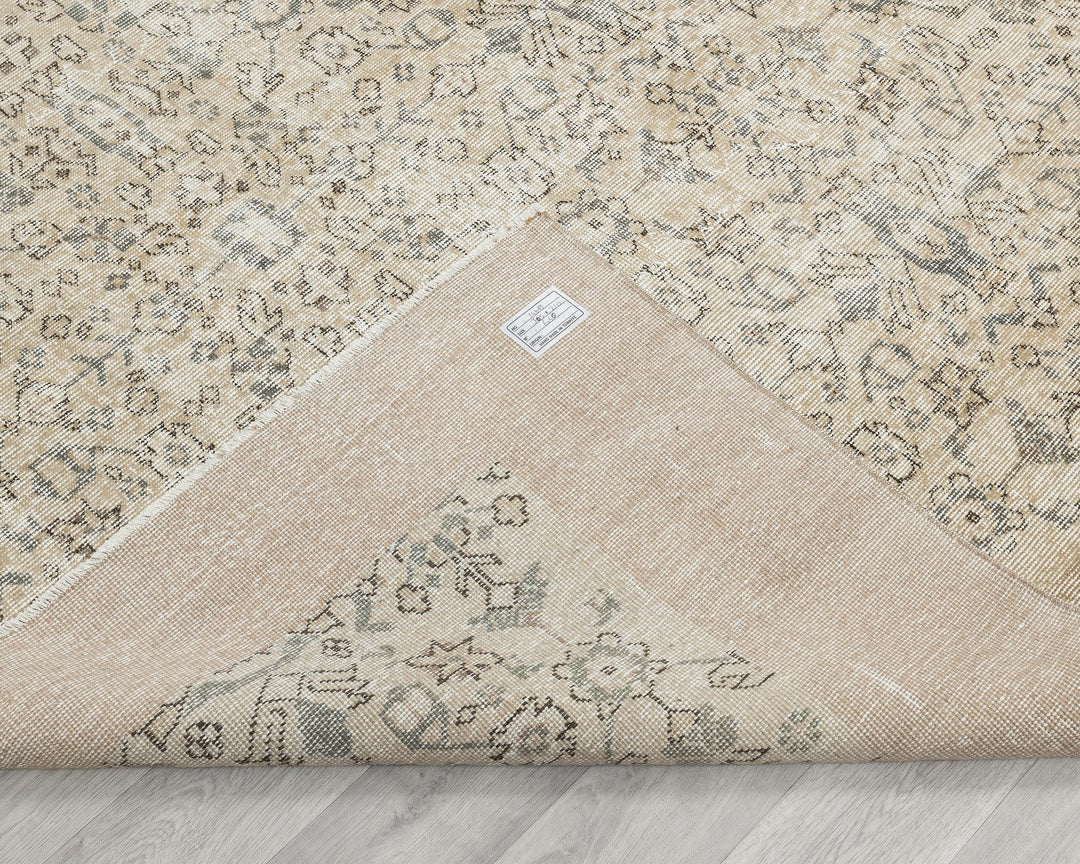 Faded Oushak Rug 6' 11" x 10' | No. VR86985