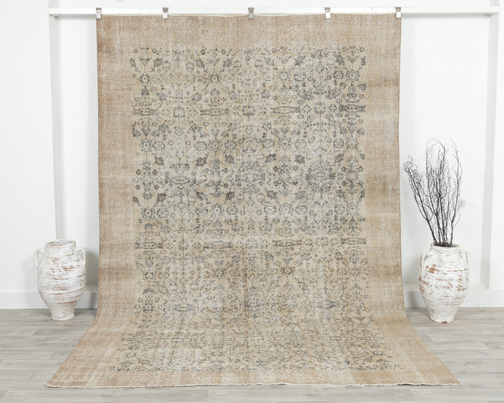 Faded Oushak Rug 6' 11" x 10' | No. VR86985