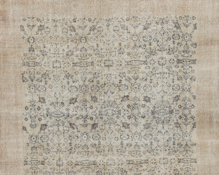 Faded Oushak Rug 6' 11" x 10' | No. VR86985