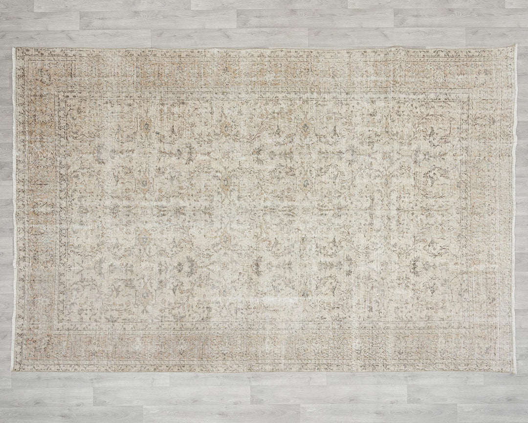 Neutral Oushak Rug 7' 1" x 10' 4" | No. VR46417