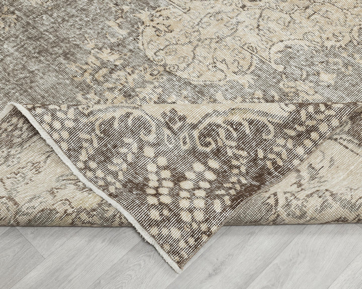Oushak Rug 6' 9" x 10' 2" | No. VR37941