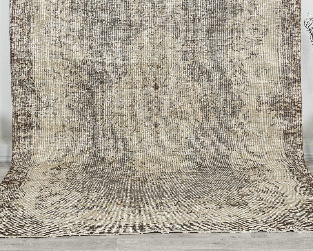Oushak Rug 6' 9" x 10' 2" | No. VR37941