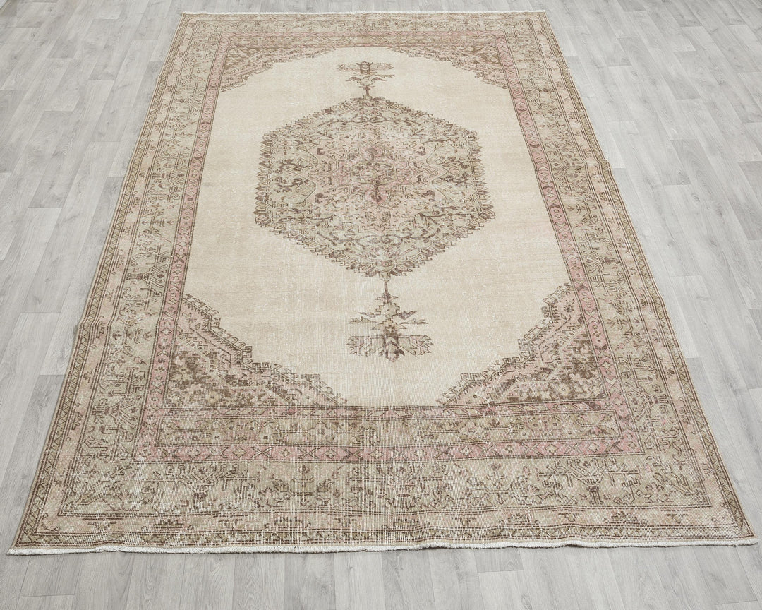 Oushak Rug 6' 7" x 10' 4" | No. VR32988
