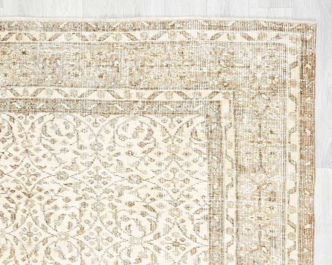 Oushak Rug 6' 7" x 9' 2" | No. VR55127