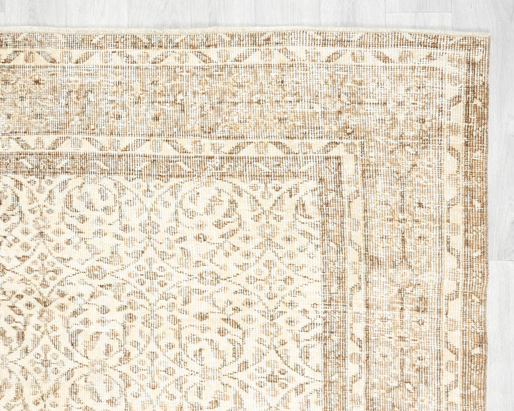 Oushak Rug 6' 7" x 9' 2" | No. VR55127