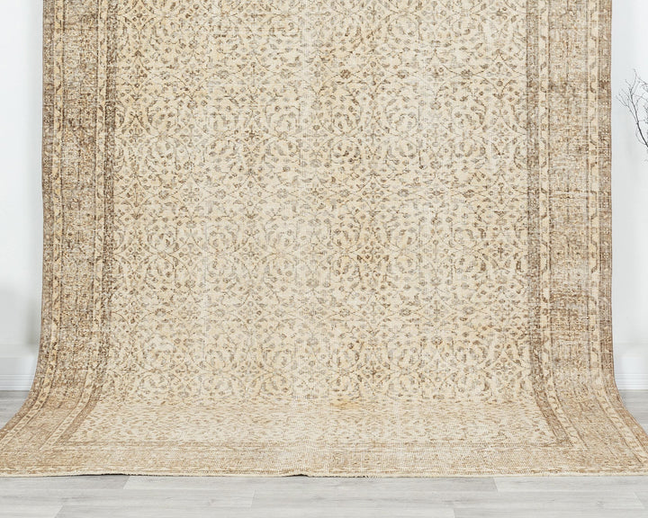 Oushak Rug 6' 7" x 9' 2" | No. VR55127