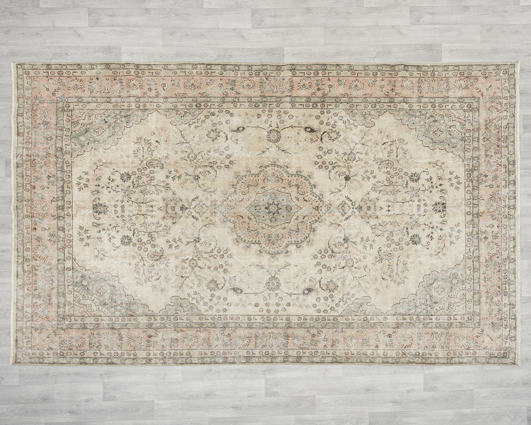 Neutral Oushak Rug 6' 8" x 10' 4" | No. VR43472