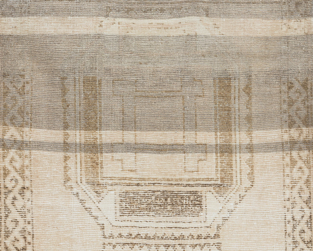 Runner Rug 3' 11" x 10' 10" | No. VR25792