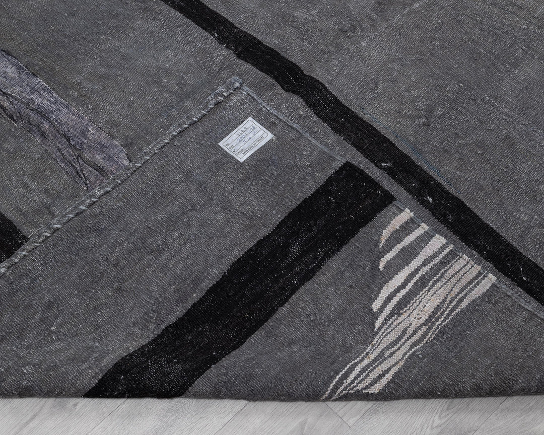 Gray Kilim Rug 9' 6" x 13' 1" | No. VR83615