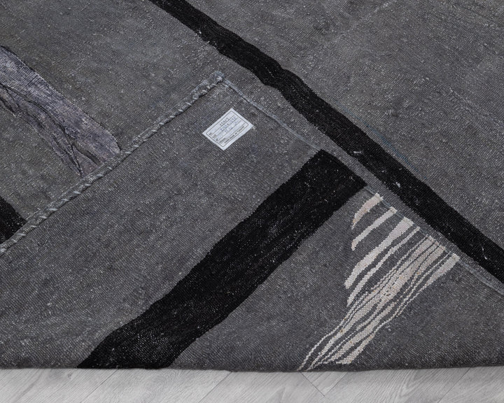 Gray Kilim Rug 9' 6" x 13' 1" | No. VR83615