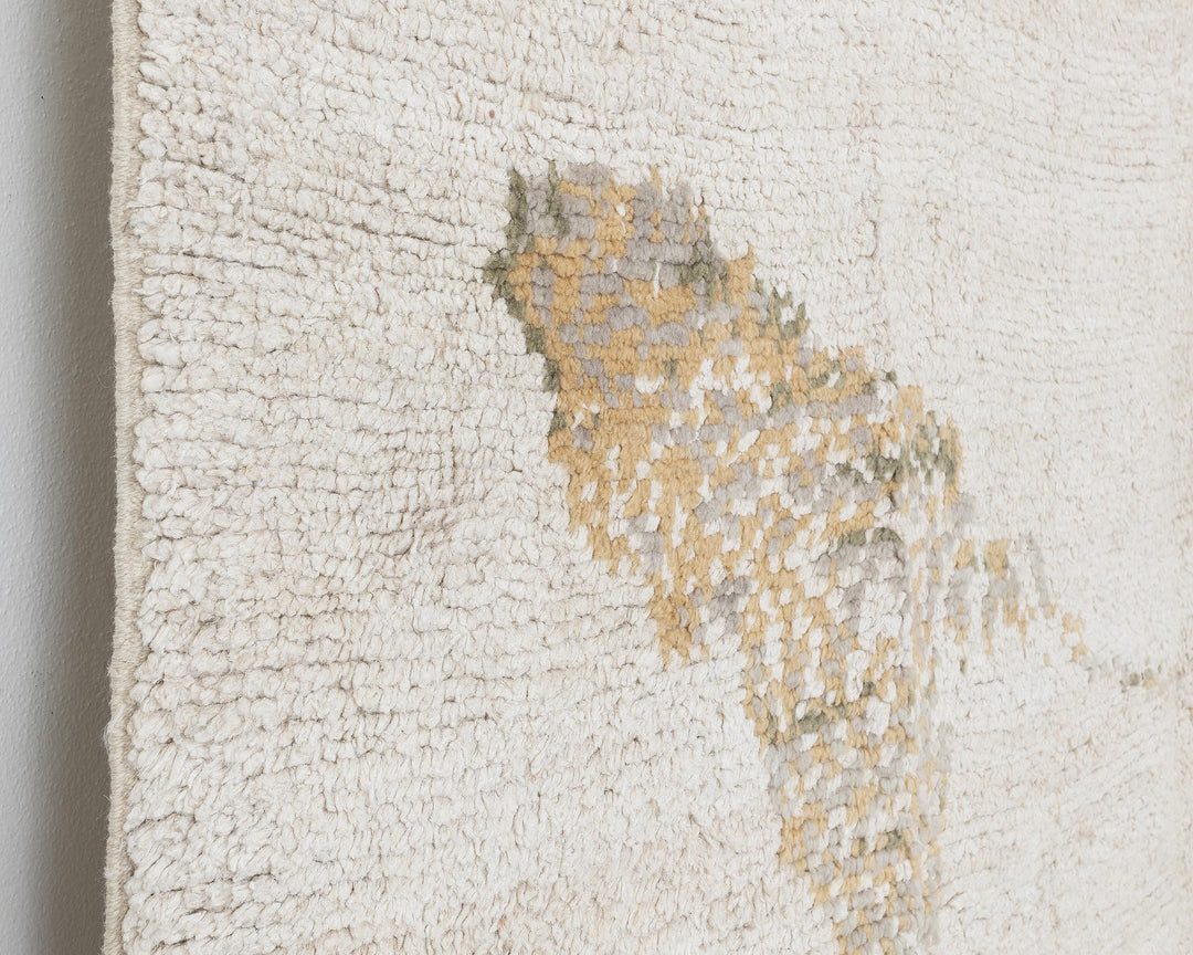 White Vintage Turkish Rug 7' 6" x 9' 10" | No. VR69058