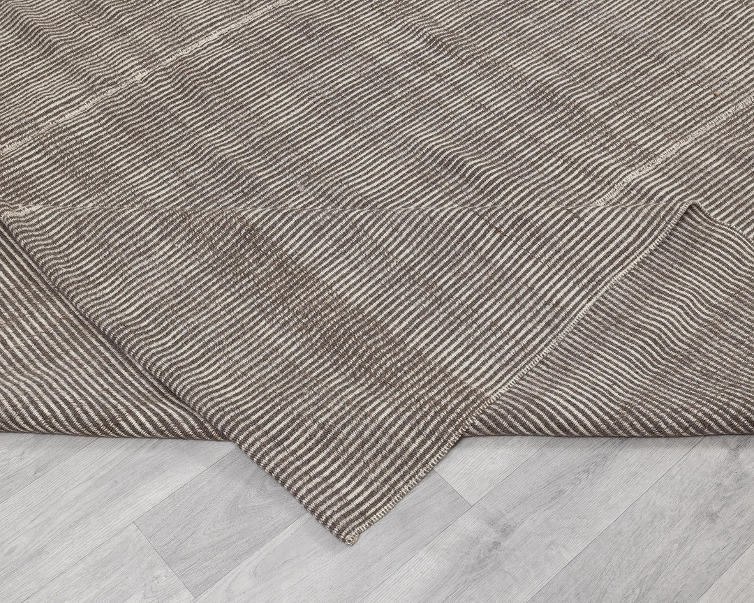 Brown Kilim Rug 9' x 12' 7" | No. VR11999