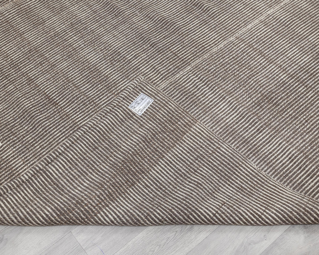 Brown Kilim Rug 9' x 12' 7" | No. VR11999